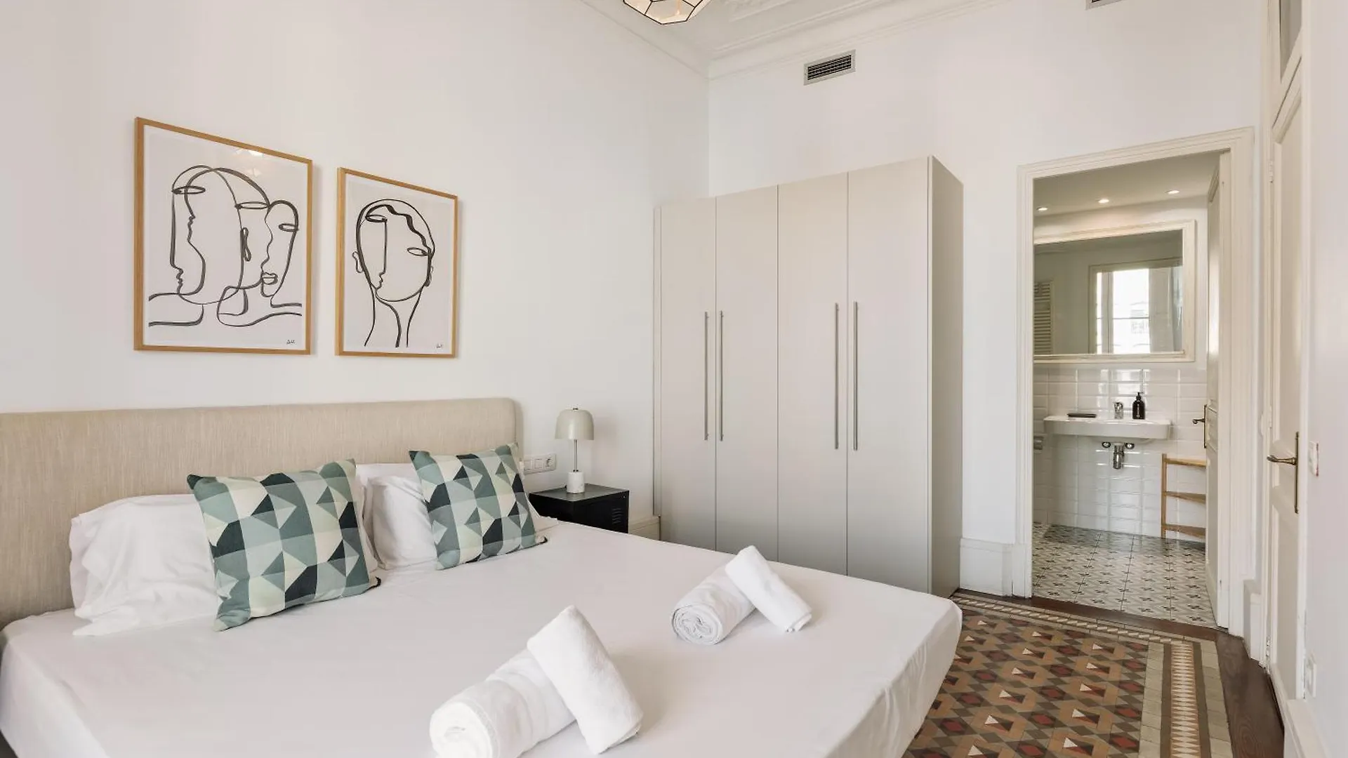 Ola Living Arc De Triomf Daire Barselona